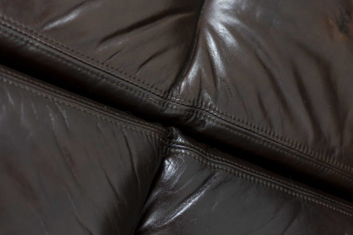 Sofa in leather 4
