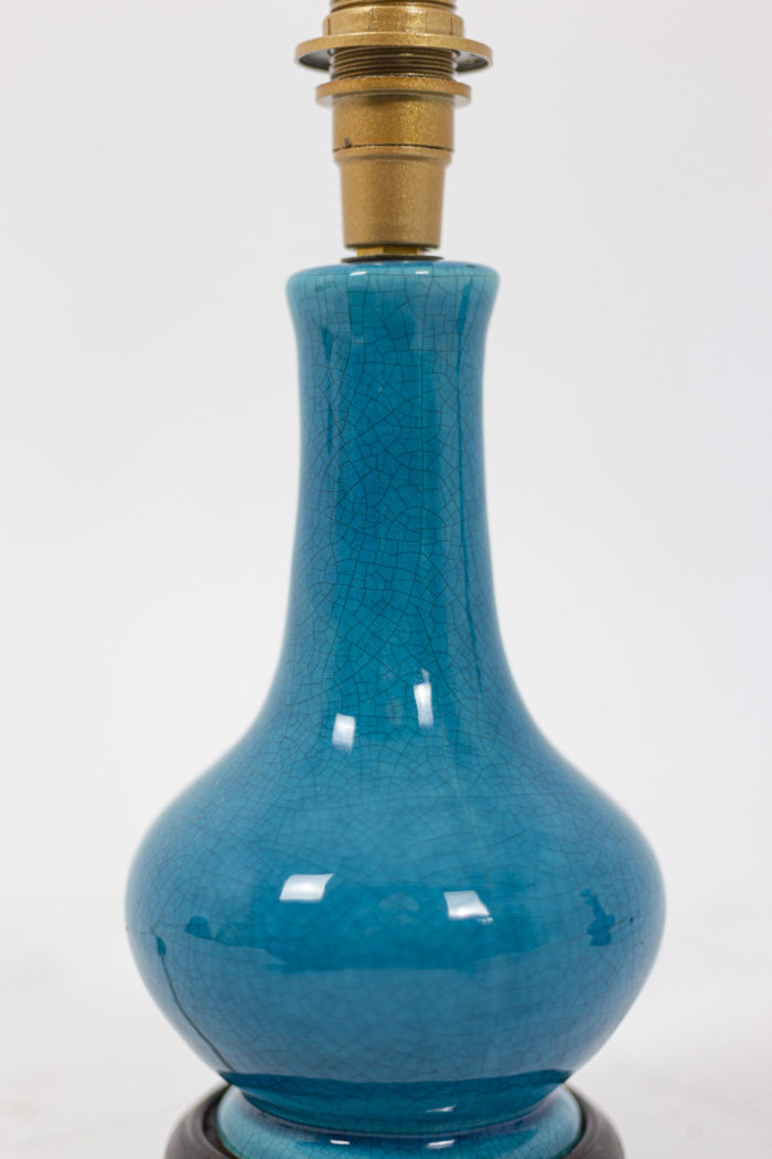 Lampes en porcelaine craquelée bleu, Pol Chambost, détails
