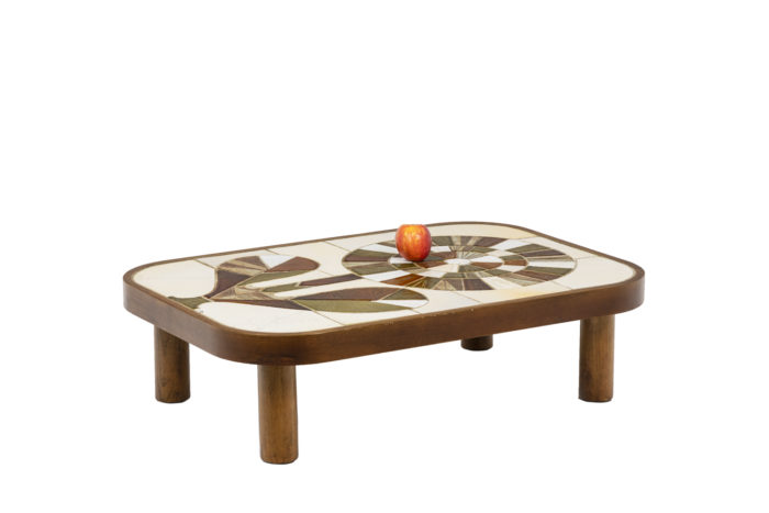 Table basse Roger Capron trois-quarts