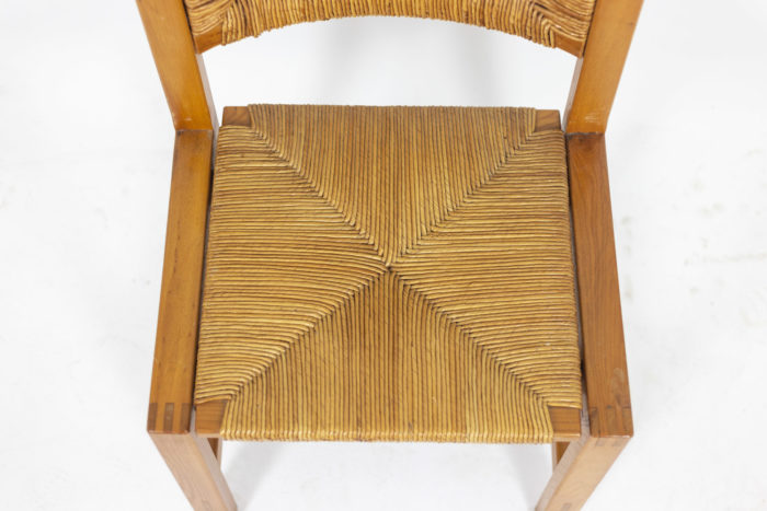 Maison Regain, Series of six chairs in elm and straw 3