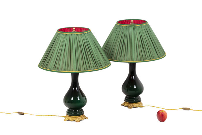 Paire de lampe vertes, vue d'ensemble