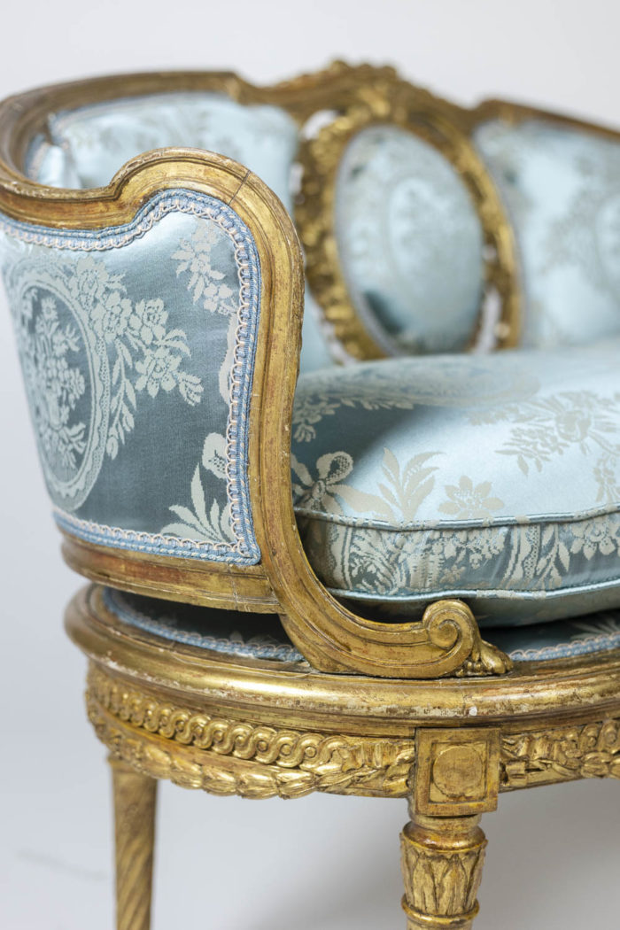 Banquette en bois doré de Style Transition, Italie époque 1900 tissus bleu - dernière vue$