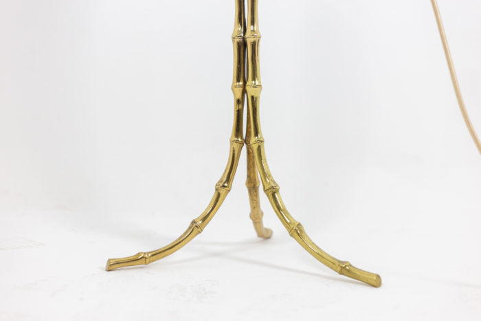 Floor lamp - tripod