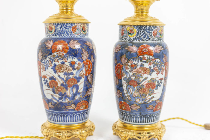 Pair of lamps in Imari