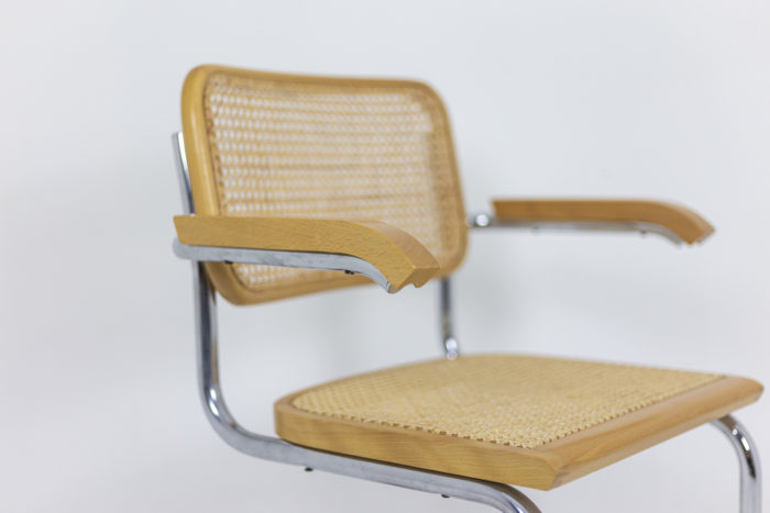 Série de fauteuils Cesca - focus accotoir