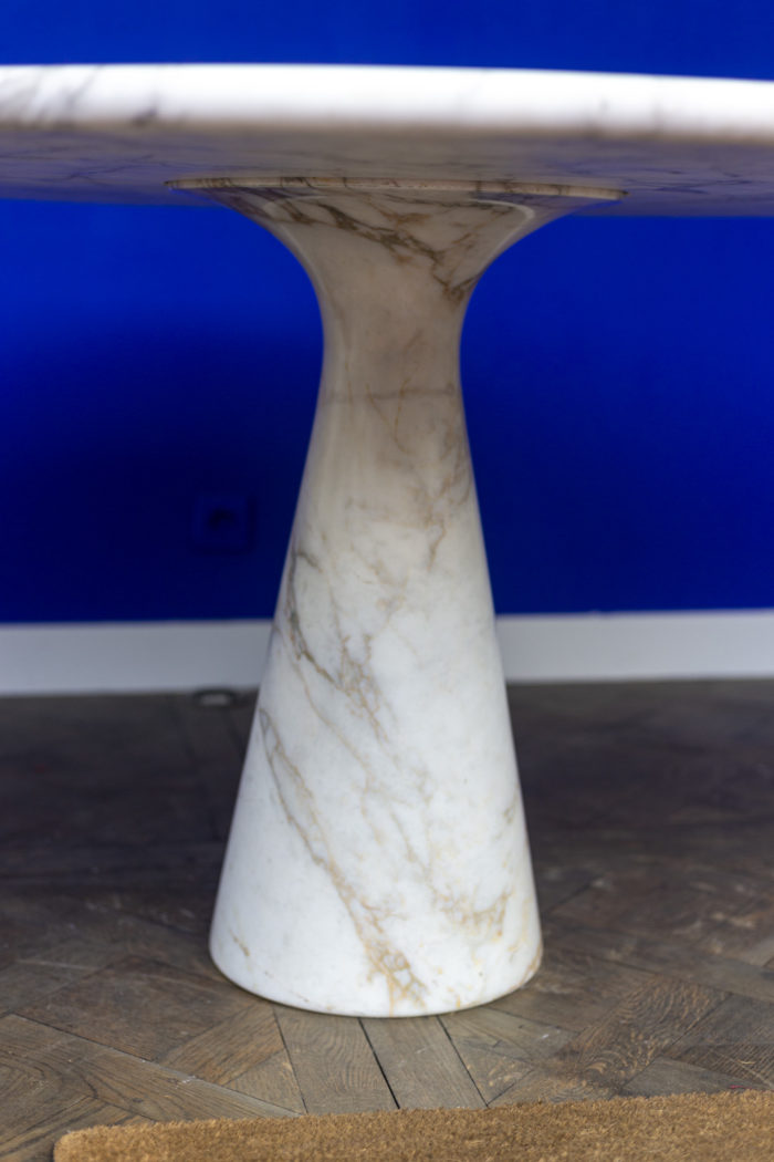 Angelo Mangiarotti, Table M1 - conical foot