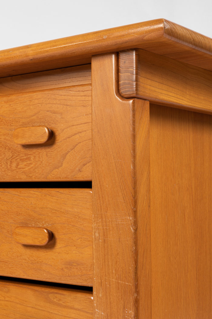 Chest of drawers - focus 3:4