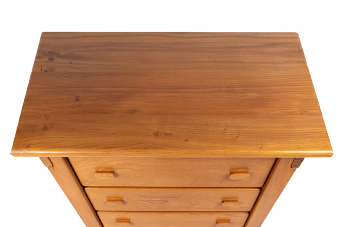 Chest of drawers - tray