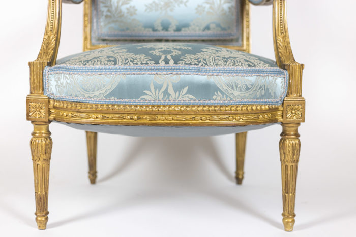 Paire de fauteuils d'apparat de style Louis XVI - assise