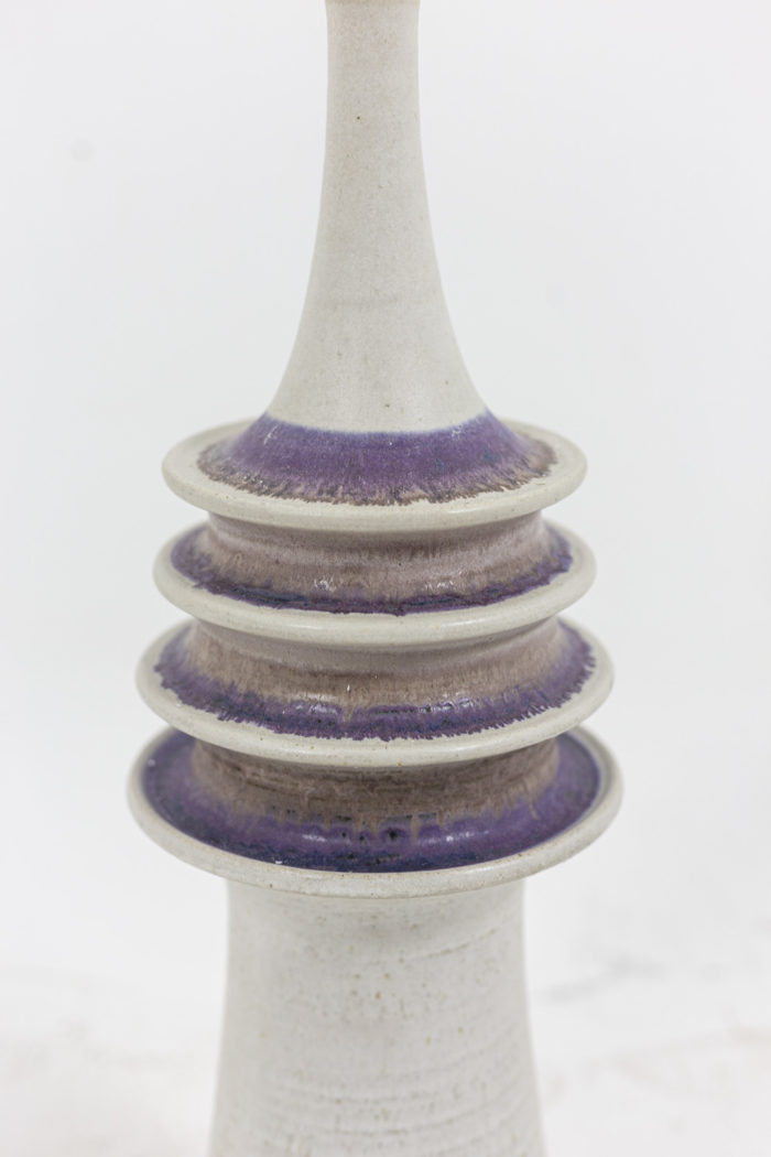 Lamp in ceramic by Carl Cunningham - center of collar