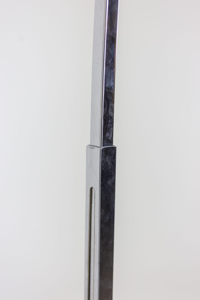 arc floor lamp in metal and chrome -  chromed metal rod