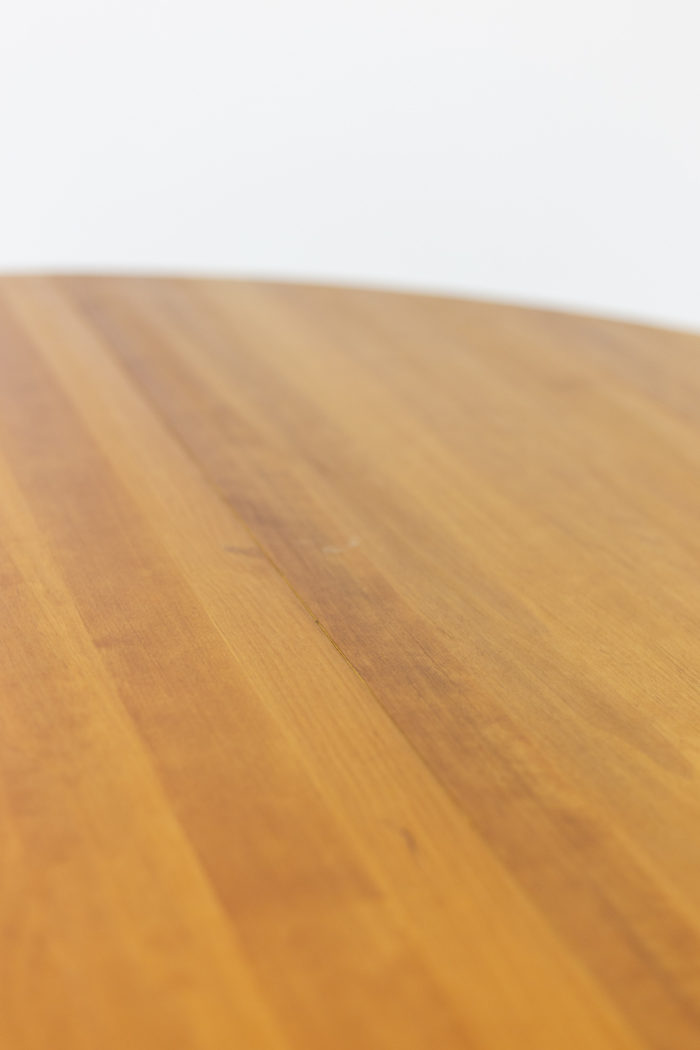 Dining table - detail of the top