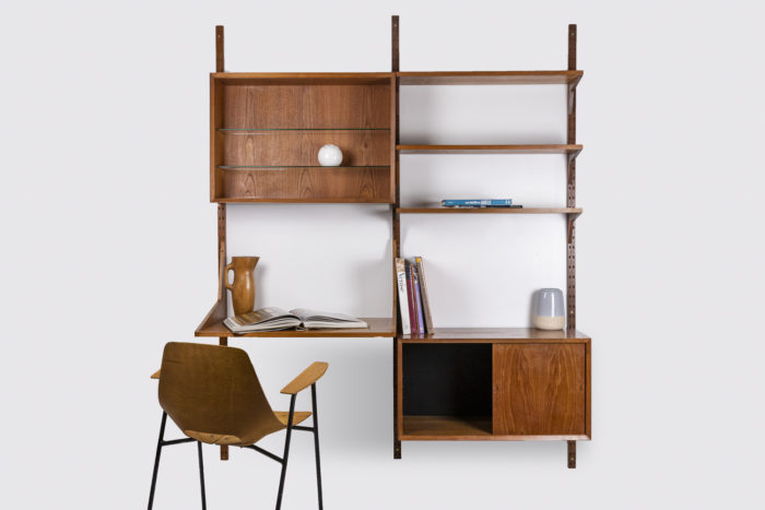 Bookcase Poul Cadovius - staging