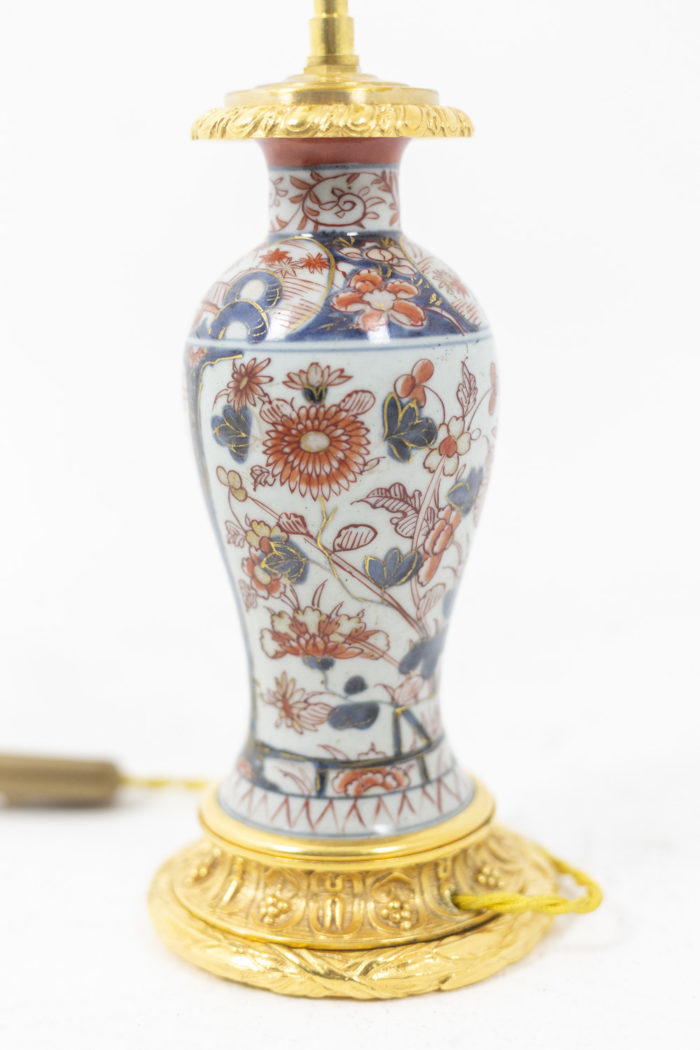 Lampe en porcelaine d'Imari - col