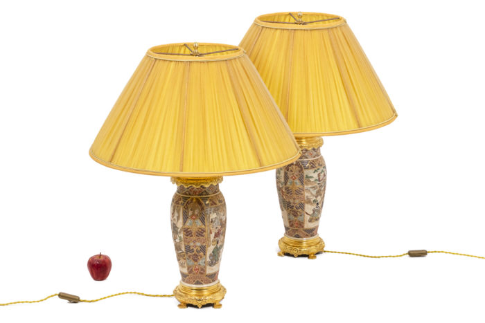 Pair of lamps of Satsuma and bronze - ladder