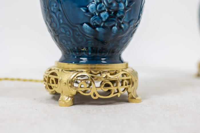 Paire de lampes bleues circa 1880 - focus base