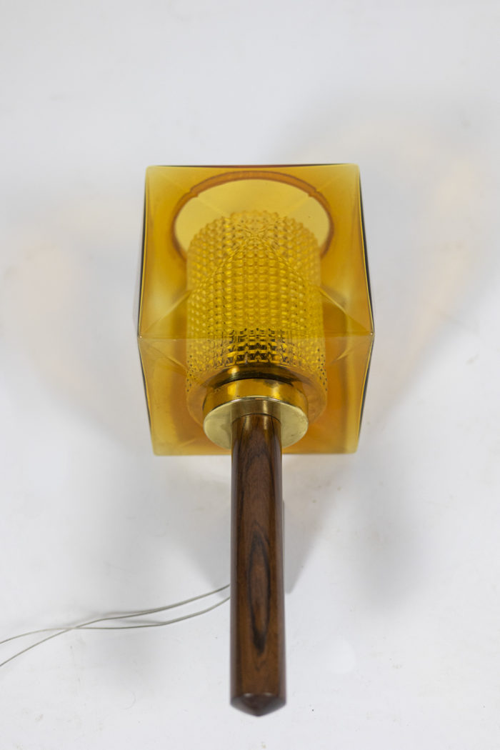 Applique suédoise en verre granité, translucide jaune et palissandre, probablement Carl Fagerlund, Circa 1960 - autre focus