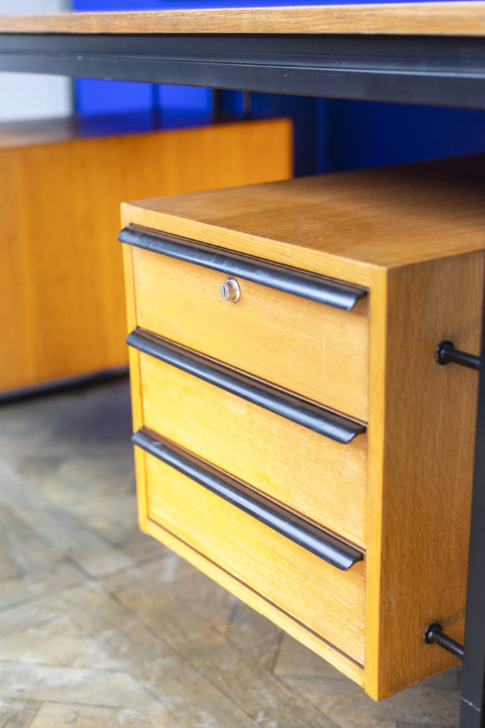 Bureau en chêne, piètement en métal, années 1970 - caisson