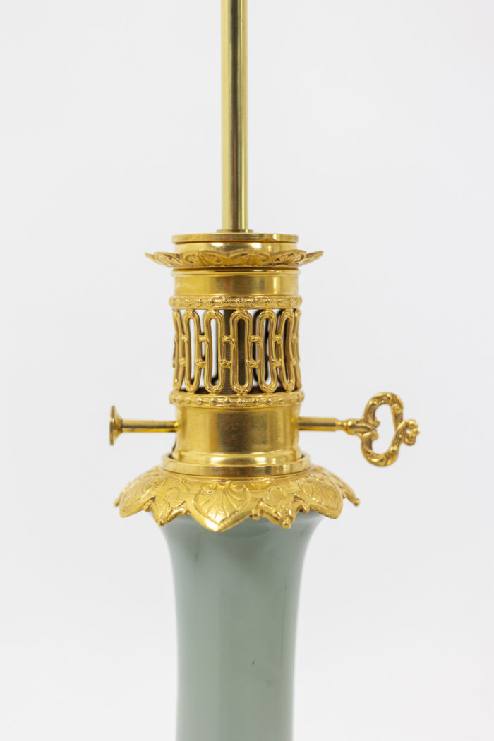 Pair of lamps in céladon porcelain and gilt bronze, circa 1880 - grille et clef