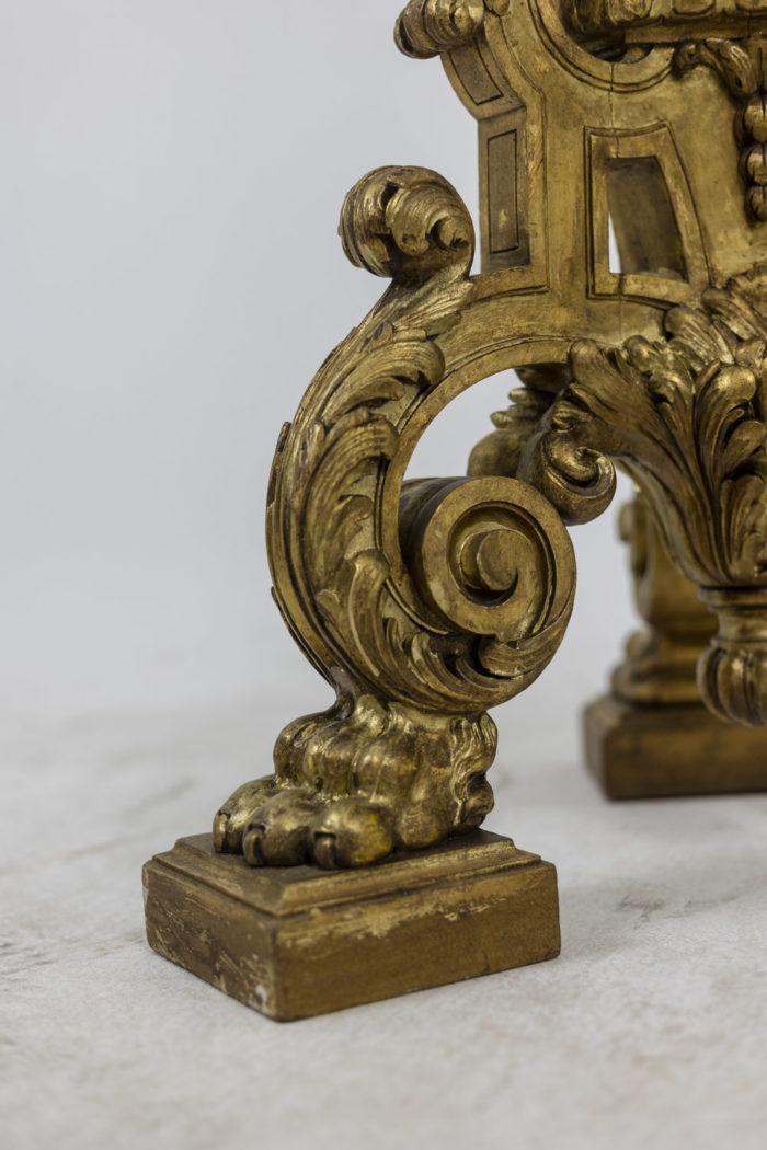 Louis XIV style stand in gilded and carved wood