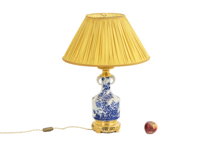 Lamp in Japanese porcelain and gilt bronze - ladder
