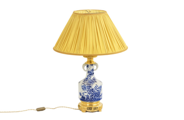 Lamp in Japanese porcelain and gilt bronze