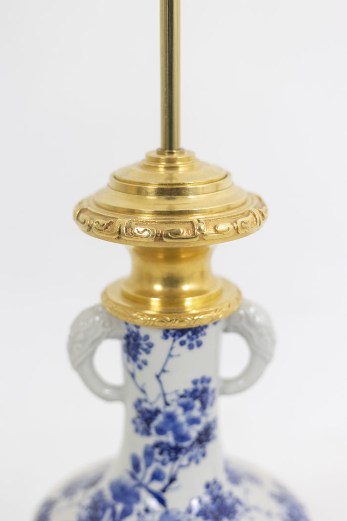 Lamp in Japanese porcelain and gilt bronze