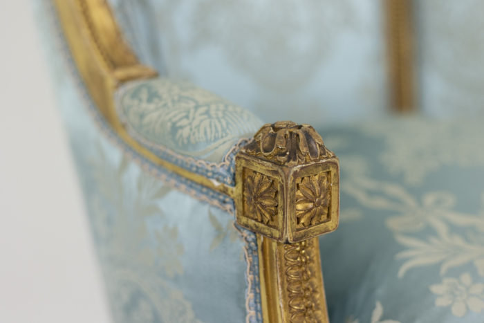 Pair of Louis XVI style armchairs in gilded wood, circa 1880 - dés de raccordements