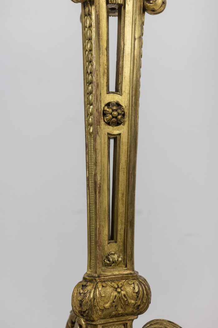 Louis XIV style stand in gilded and carved wood - other detail