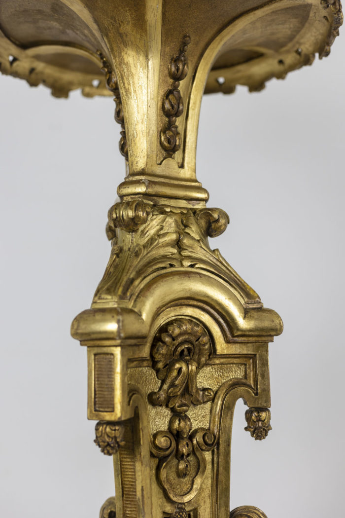 Louis XIV style stand in gilded and carved wood  - zoom