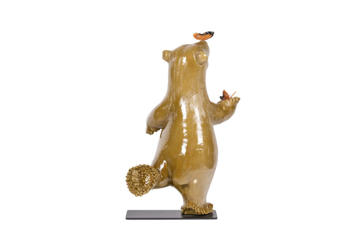 Céramique représentant un ours au papillon - autre face