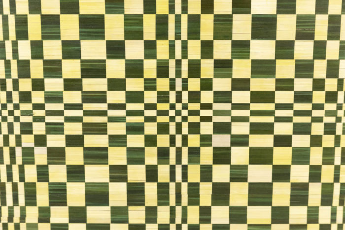 Tableau en hommage à Victor Vasarely en marqueterie de paille - zoom