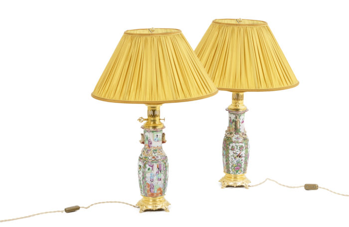 Pair of lamps in porcelain of Canton and bronze, circa 1880