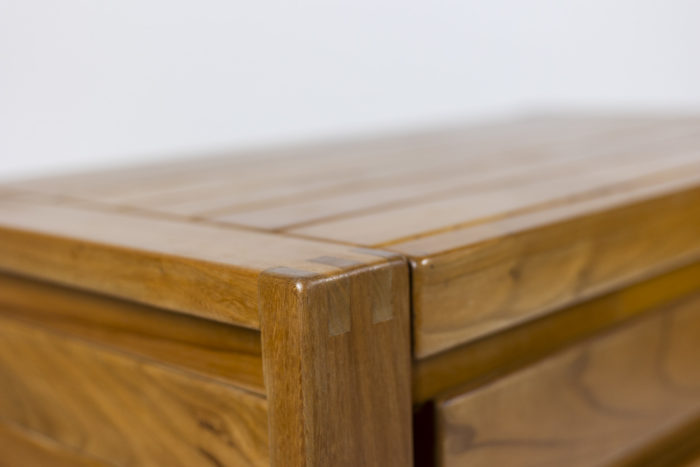 Maison Regain, Chest of drawers in elm - detail
