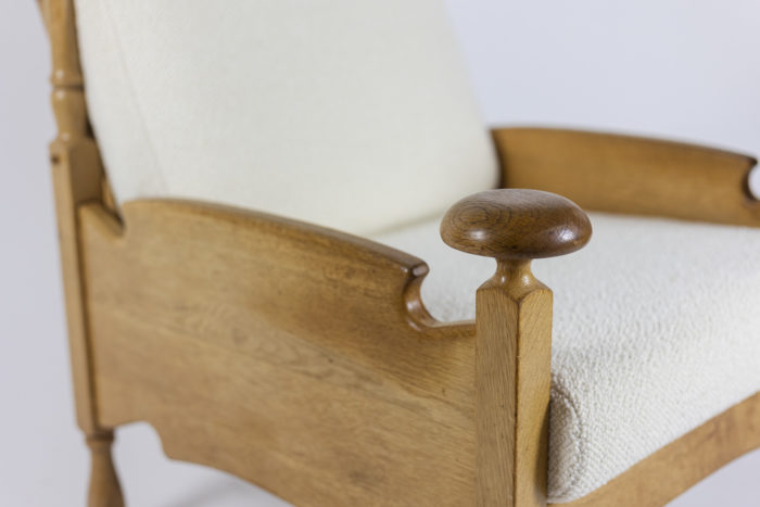 Pair of armchairs in oak, 1950s - detail