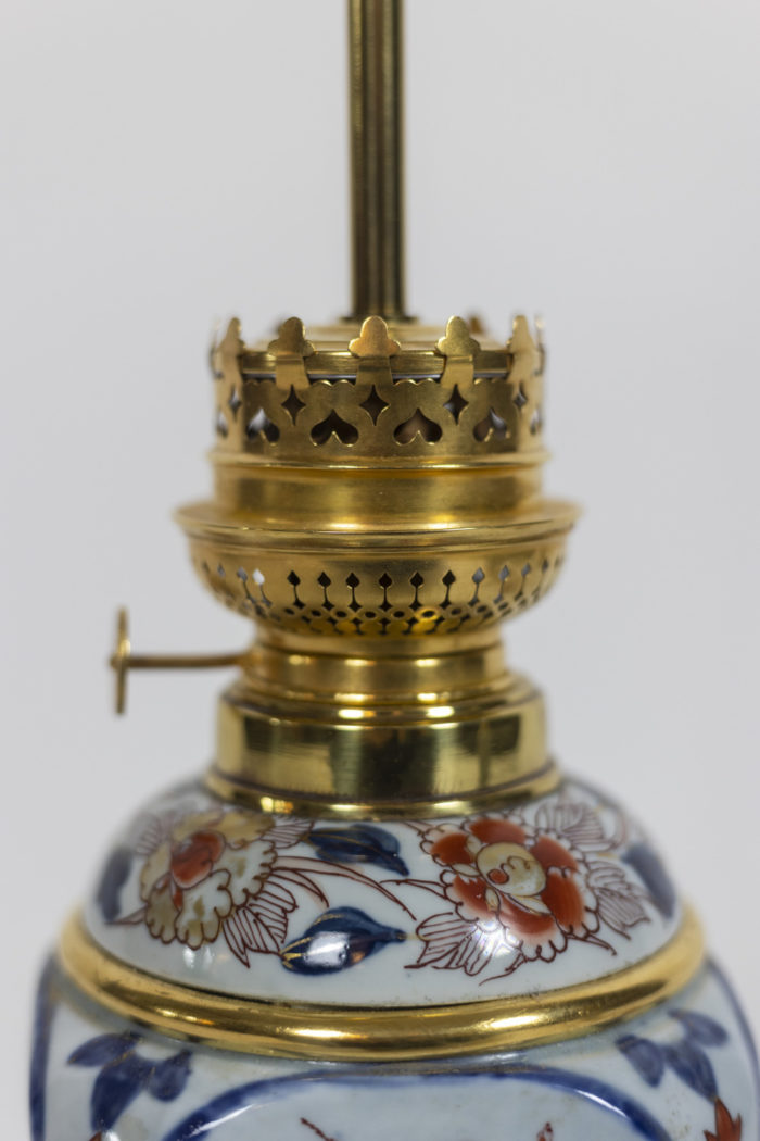 Pair of lamps in porcelain of Imari, circa 1880 - detail bronze