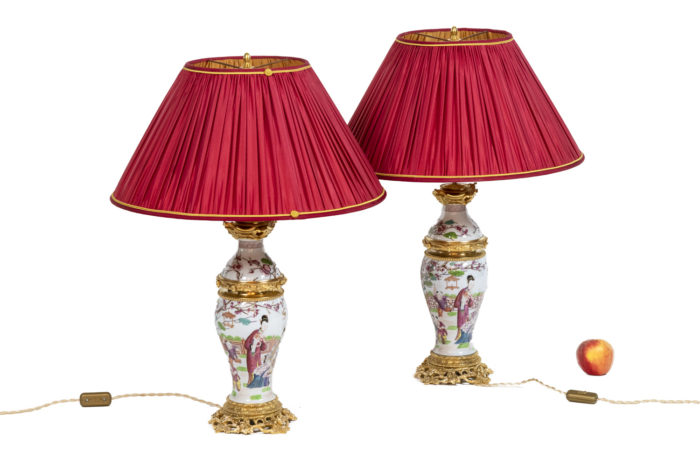 Paire de lampes en porcelaine Canton - échelle