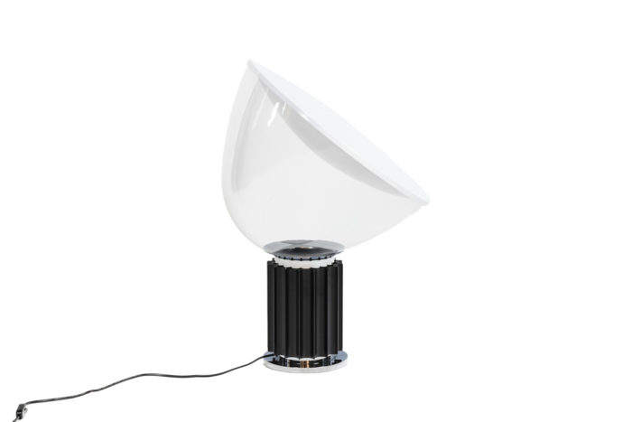 Achille et Pier Giacomo Castiglioni, lampe Taccia édition Flos - profil