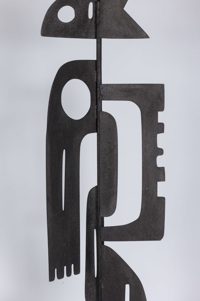 Léo Pacha, sculpture en fer patiné - focus