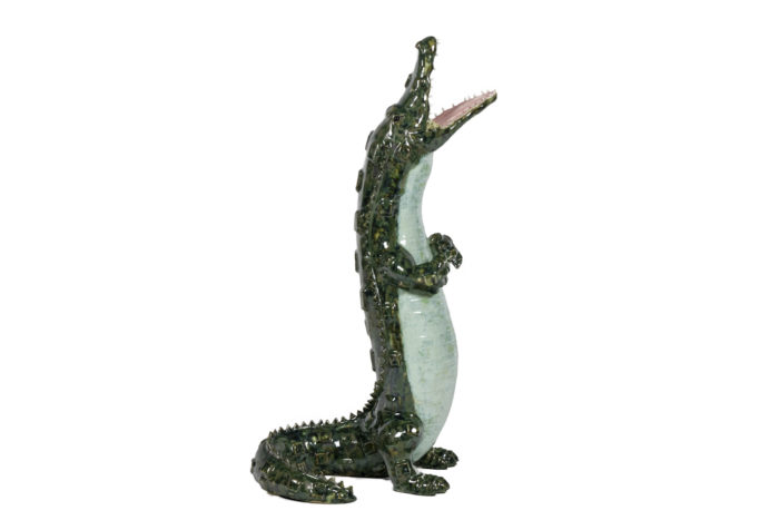 Valérie Courtet, Corcodile in ceramic, contemporary work - profile