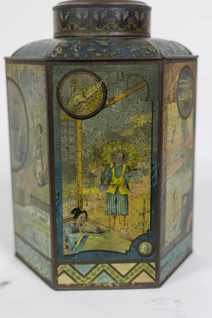 Pair of tea canisters mounted as a lamp, circa 1880 - 2e face