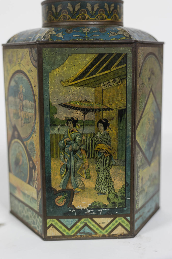 Pair of tea canisters mounted as a lamp, circa 1880 - 5e face