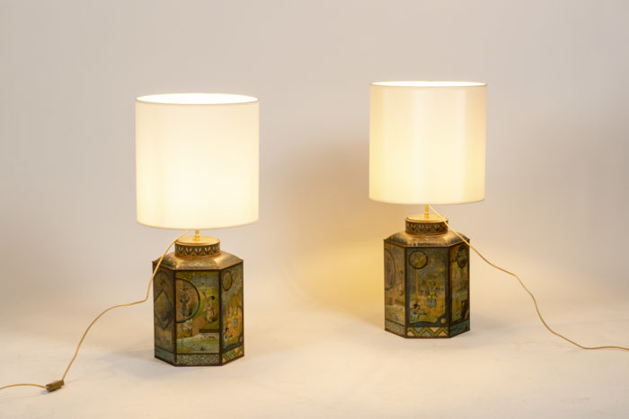 Pair of tea canisters mounted as a lamp, circa 1880 - allumées