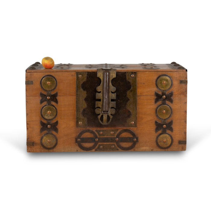 African style wooden chest, 20th century - ladder