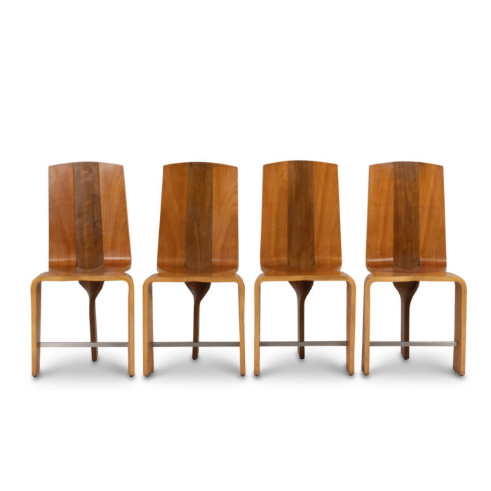 Series of eight chairs blond cherry wood, 1980s - quatre