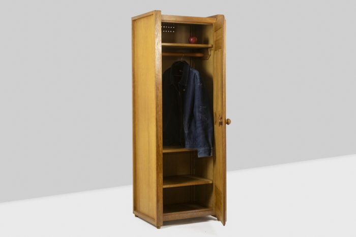 Armoire Guillerme et Chambron - ouvert