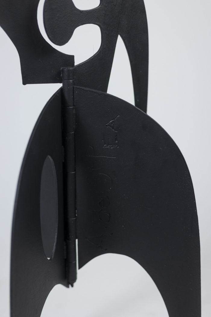 Standing sculpture "Jouve", contemporary work - other detail