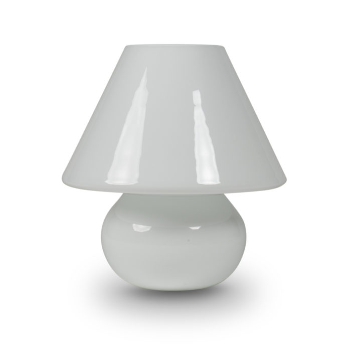 Paire de lampes en opaline blanche - face