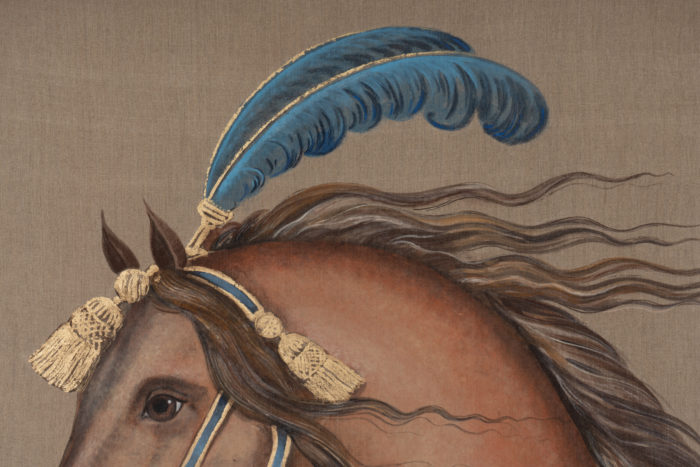 Toile peinte en lin, cheval avec un harnais bleu - focus