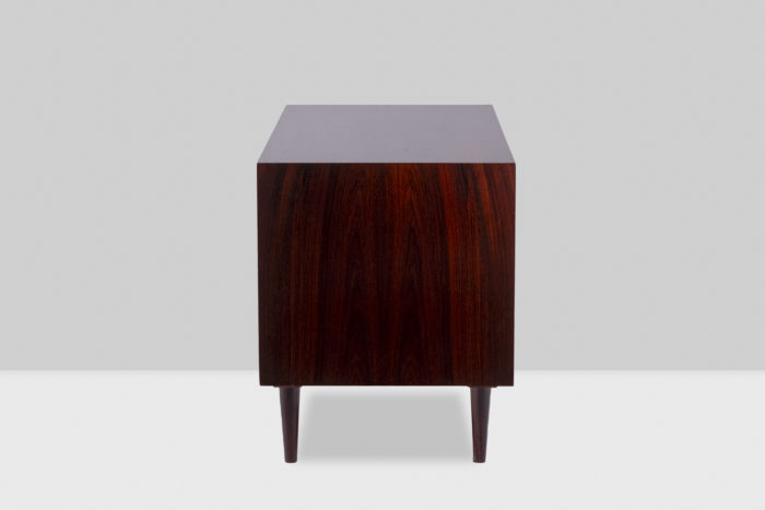 Sideboard in rosewood and raffia, 1970s - profile